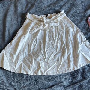 Odille White Knee-Length A-Line Skirt (Size 4)
